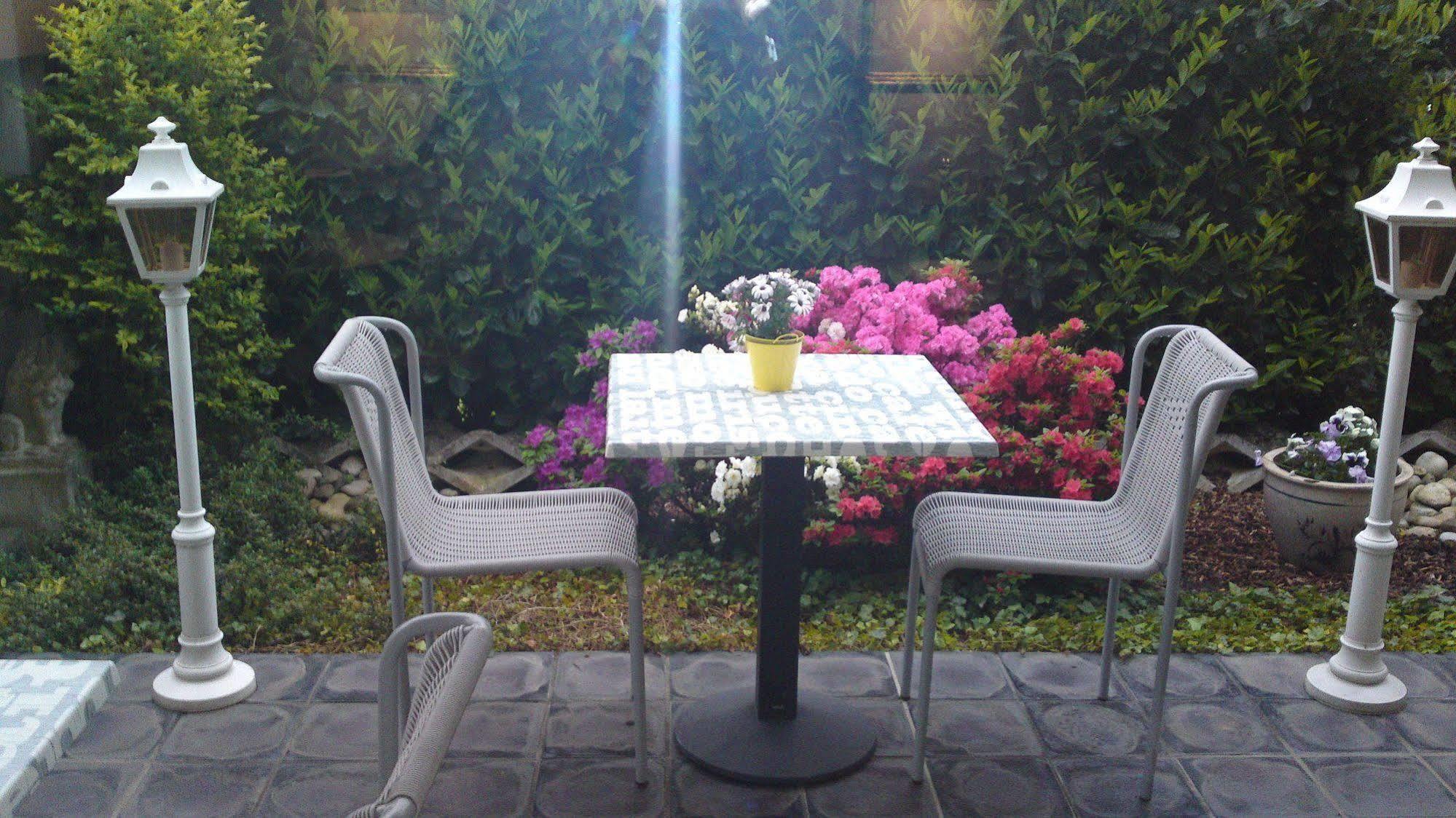 H41 Inn Hotel Garni Freiburg (Adults Only) Gundelfingen  Extérieur photo