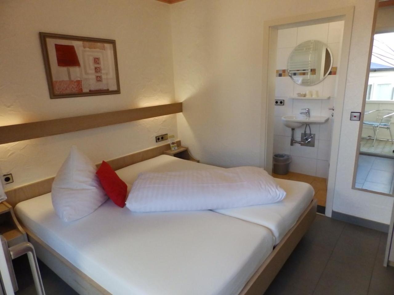 H41 Inn Hotel Garni Freiburg (Adults Only) Gundelfingen  Extérieur photo