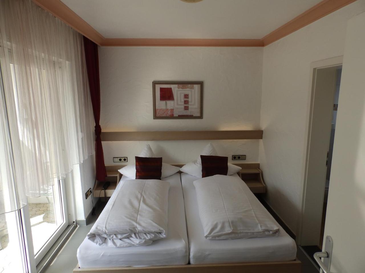 H41 Inn Hotel Garni Freiburg (Adults Only) Gundelfingen  Extérieur photo