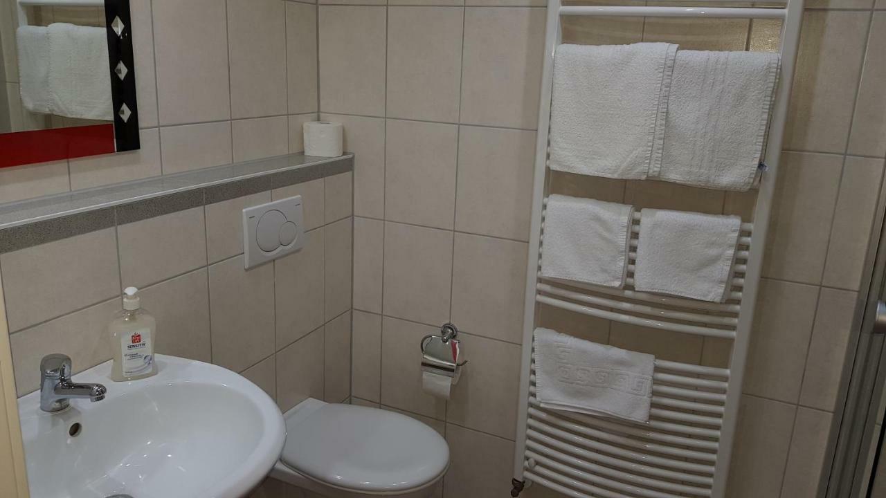 H41 Inn Hotel Garni Freiburg (Adults Only) Gundelfingen  Extérieur photo